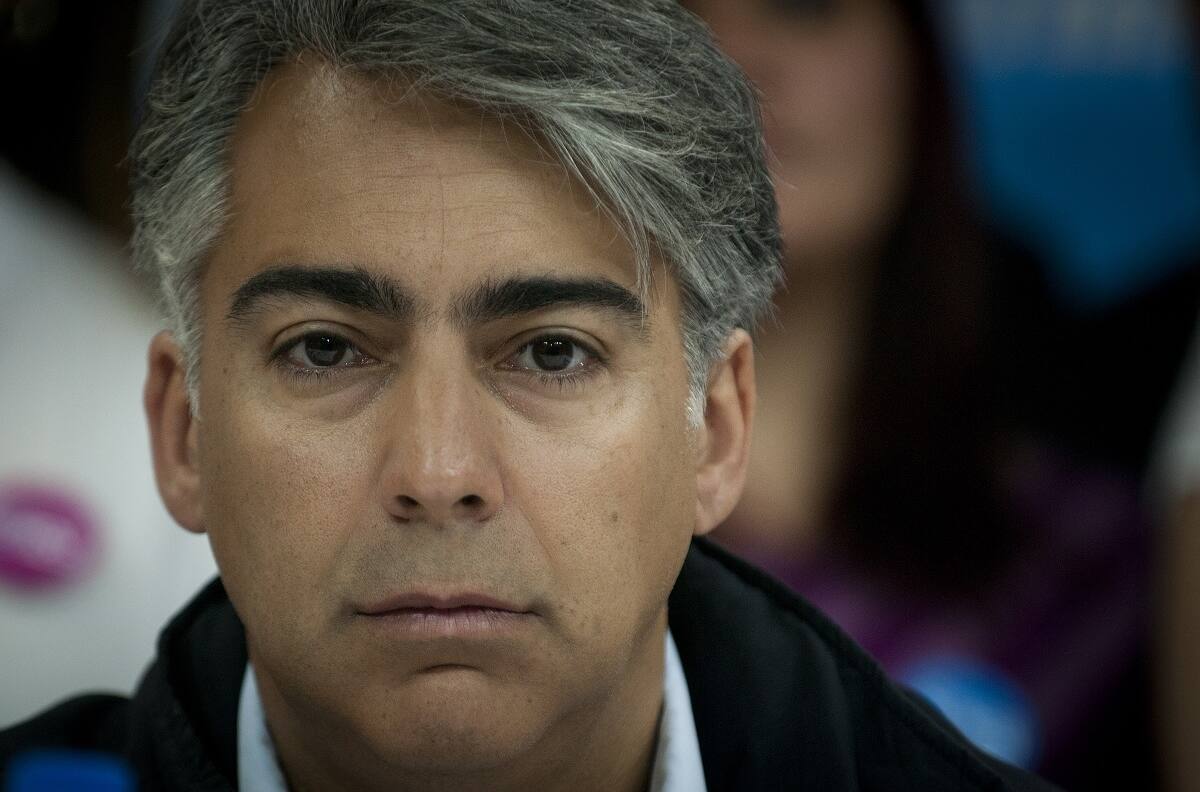 MEO a Moreira durante debate por proyecto de indulto: “Nos querían hacer llorar por gente que violó y no pidió perdón”