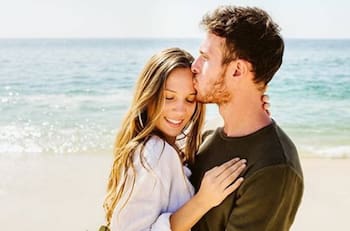 Ángelo Henríquez recibe un especial saludo en San Valentín