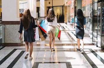 El primero cuesta más $560 mil millones: estos son los malls chilenos con mayor avalúo fiscal