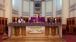 "Cuando una ley es injusta uno puede desobedecerla": obispo de Punta Arenas por misas en Fase 2