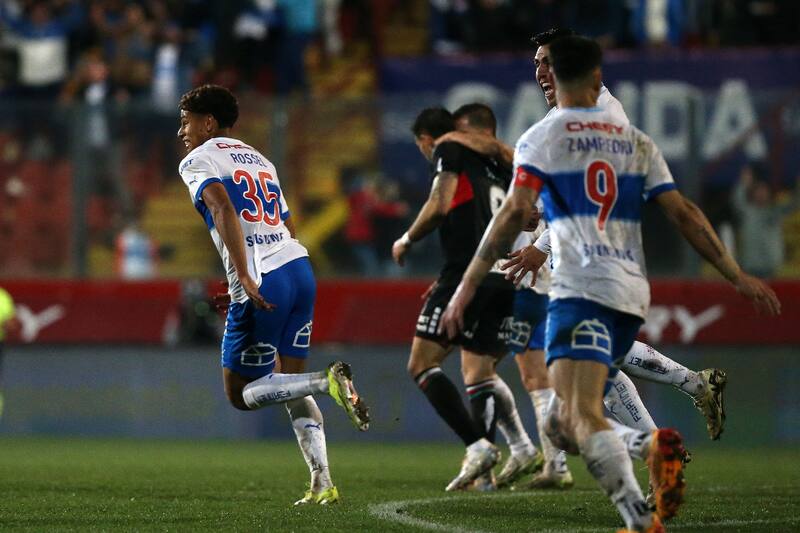 Juan Rossel marcó su primer gol en el profesionalismo con la chilena ante Palestino. (Foto: Aton)