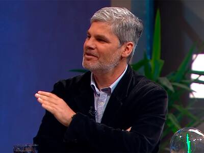 “Se bajaron los pantalones”: La lapidaria crítica de Juan Cristóbal Guarello a la organización del Mundial 2030 en Chile