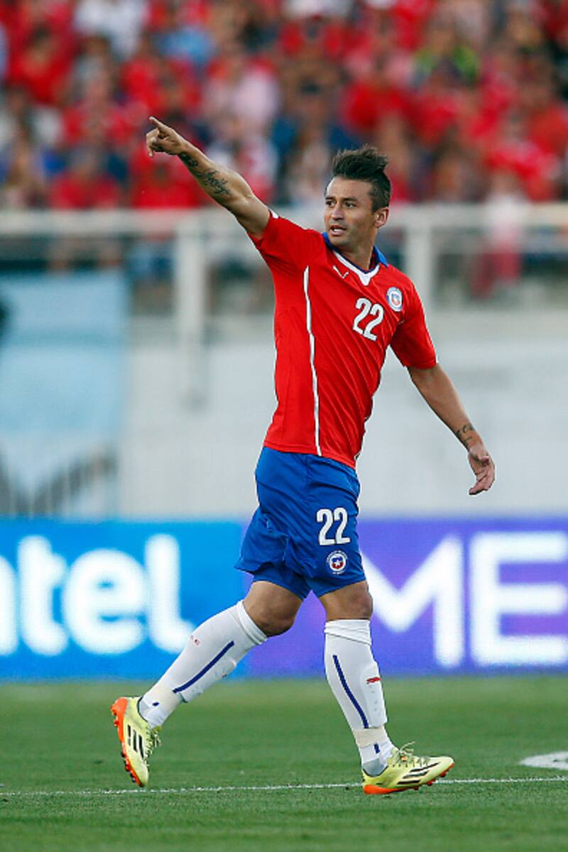 Roberto Gutiérrez con la camiseta de La Roja.