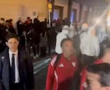 VIDEO | Tensión extrema en el Sevilla de Alexis Sánchez y Gabriel Suazo: “Vergüenza”, “mira a la cara”