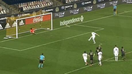 Gonzalo Higuaín erró su primer penal en la MLS y los rivales se burlaron en su cara