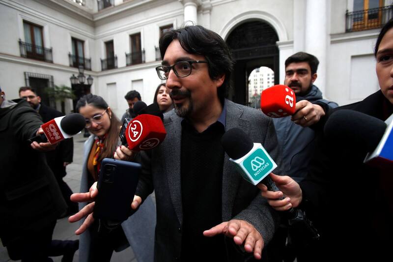 El senador ha sido duramente criticado por su manejo con el Caso Fundaciones. Foto: ATON.