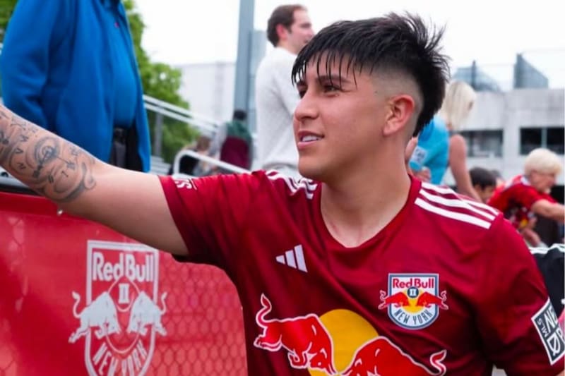 sumando sus primeros minutos en la MLS.