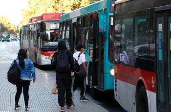 Feriado del domingo 21 de mayo: ¿Cómo funcionará el transporte público el Día de las Glorias Navales?