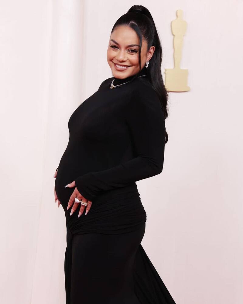 Vannessa Hudgens lució su embarazo.