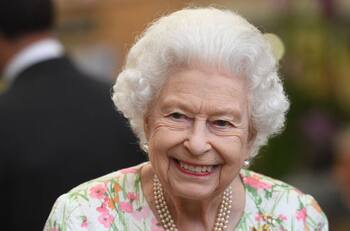 (FOTOS) Hace 70 años: Así se veía una joven Reina Isabel II cuando asumió el trono de Inglaterra