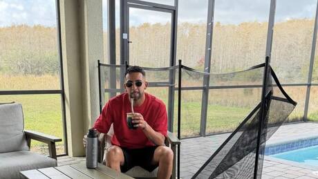 Gustavo Quinteros le da el último portazo a un eventual regreso de Mauricio Isla a Independiente