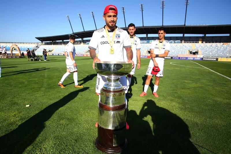 con la Supercopa de Colo Colo.