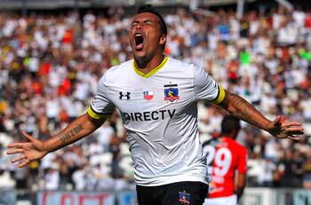 Los goles de Paredes por Colo-Colo en la Copa