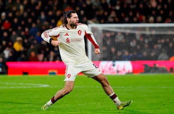 VIDEO | ¡Otro más! El golazo de tiro libre de Szoboslai en la derrota del Liverpool