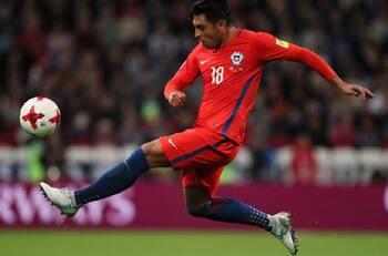 Gastón Fernández sobre Gonzalo Jara: "Su jerarquía y trayectoria lo hacen un jugador diferente"