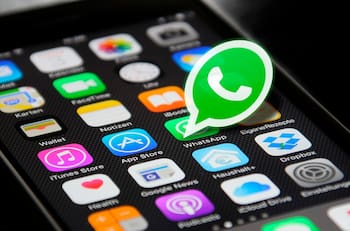 WhatsApp en IOS tendría nueva función: revisa acá cómo cambiarán las llamadas de audio