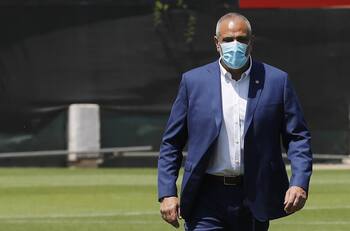 Problemas para Pablo Milad: Plano Regulador podría frustrar su promesa de mini estadio en Quilín