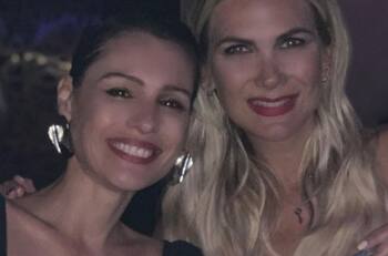 "Playaterapia": La relajada tarde de María Alberó y Pampita Ardohain en Punta Cana