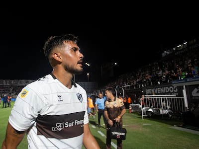 Vale 4 millones de dólares: tuvo un opaco paso por Primera B y ahora es el mejor jugador de Argentina