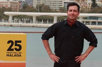 Nicolás Poblete es galardonado en el Festival de Málaga por su interpretación en la nueva película de Matías Bize “Mensajes Privados”