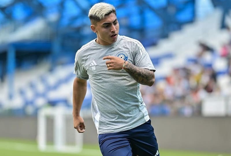 Jordhy Thompson quiere ser árbitro profesional. Foto: @Jordhyth_42