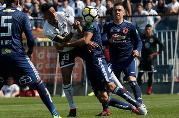 Lucas Barrios confesó que en reiteradas ocasiones fue contactado por U. de Chile