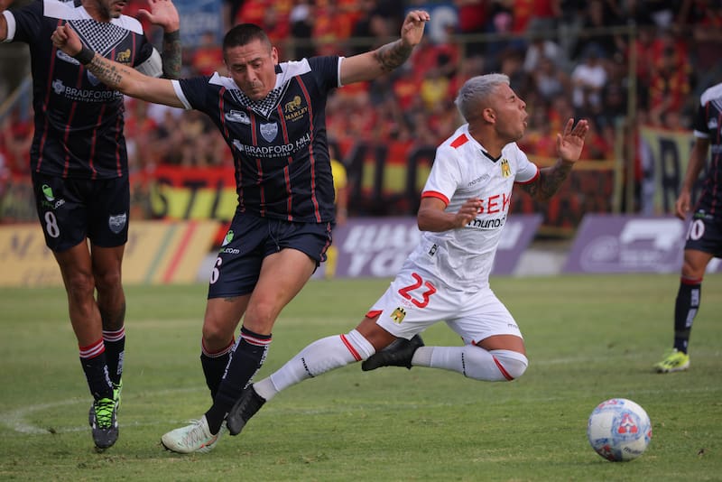 El volante argentino es claro al señalar que es obligación para el equipo ascender este año. Foto: Aton.