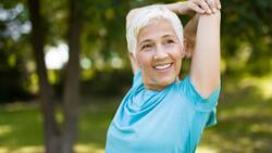 Si pasas la mayor parte del tiempo sentado debes realizar estos DOS estiramientos que recomienda Harvard