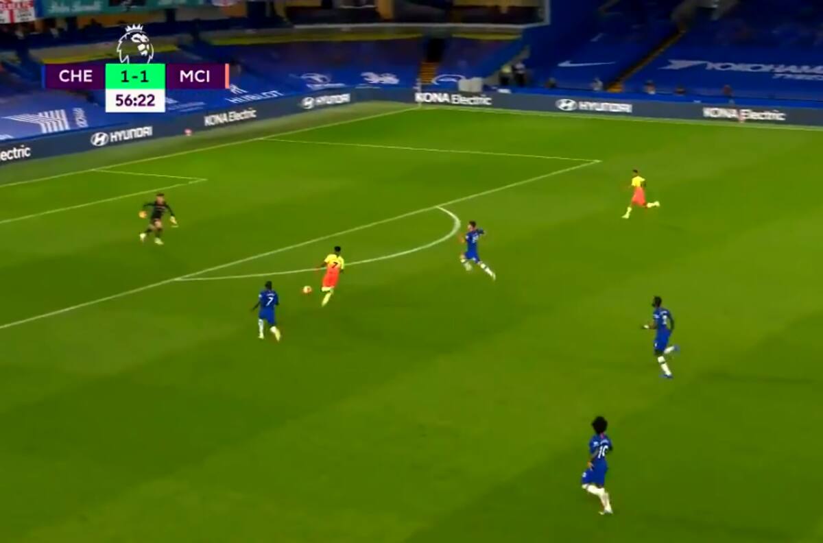 Lo que se perdió Sterling: El palo salvó al Chelsea ante Manchester City
