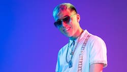 Nicko Og anuncia que será padre en plena presentación