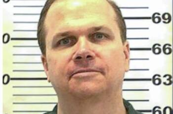 Quién fue Mark Chapman, el asesino de John Lennon