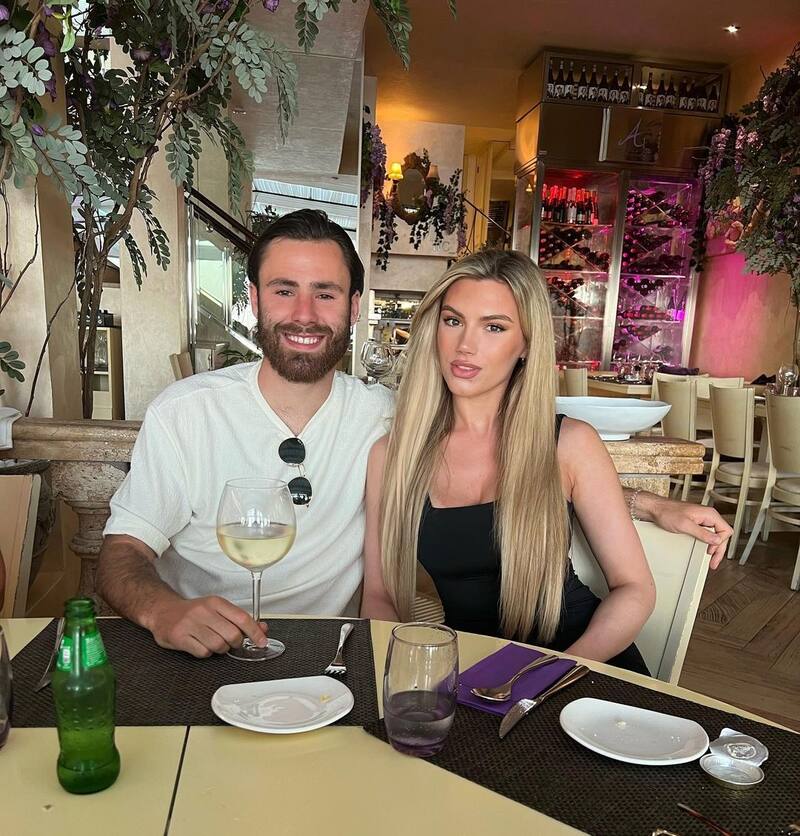 Kimberley Abbott saludó a Ben Brereton por su cumpleaños 24.