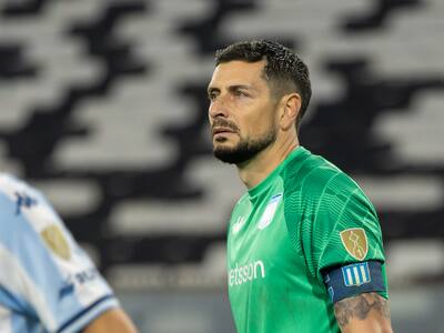 Gabriel Arias será suplente en Racing y toma drástica decisión