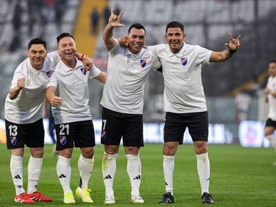 Colo Colo venció a Alianza Lima y cerró invicto la Gira Centenario