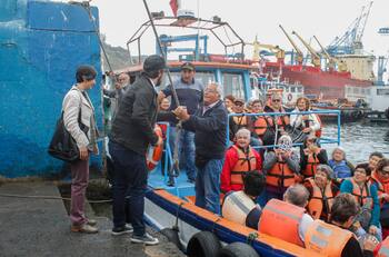 Tour a la Comunidad: ¿Cómo pedir uno de los 10 mil viajes gratuitos en lancha para vecinos en Valparaíso?