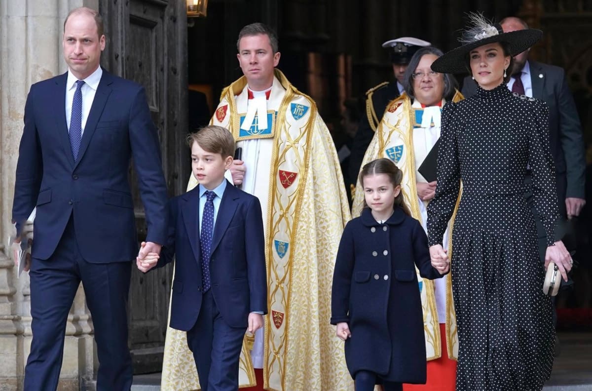 La travesura de la princesa Charlotte en el memorial de Felipe que pocos vieron