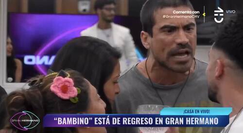 Sebastián Ramírez discutiendo con Bambino. Foto: CHV.