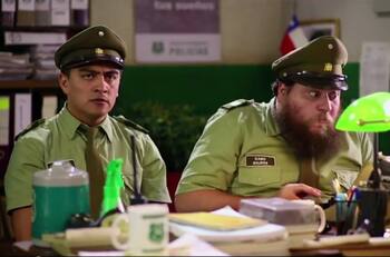 “Buenos días, buenas tardes”: Sergio Freire recordó el origen de su imitación a Carabineros con el Guatón Salinas