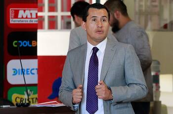 Excandidato a la ANFP criticó duramente despido de Enrique Osses