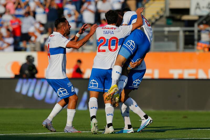 Nehuén Paz marcó uno de los tantos en la victoria de la UC sobre Deportes Colchagua.