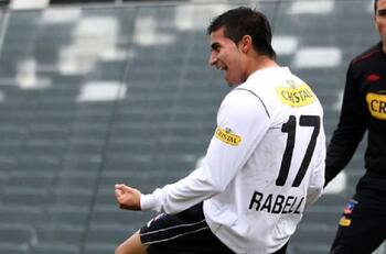Bryan Rabello asoma como opción para reforzar a Colo Colo