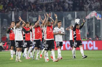 Colo Colo recibió legendaria visita antes de enfrentar a River Plate por Copa Libertadores