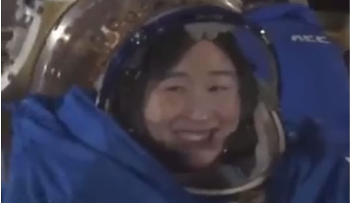 VIDEO | Exitosa hazaña: Tras 183 días en el espacio astronautas chinos regresaron a la Tierra