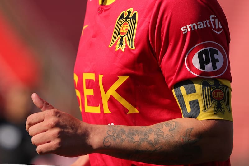 Desde el club comunicaron el fallecimiento de Joel Alarcón, padre del futbolista Rodrigo Alarcón. Foto: Agencia Aton.