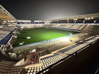 VIDEO | El Claro Arena ya tiene cancha: así luce instalado el nuevo césped en el estadio de la UC
