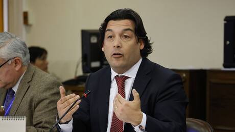 Quién es María Elena Leiva Carvajal, hermana de diputado de PS designada titular en Primera Notaría de Lo Espejo