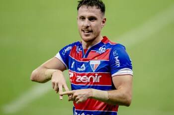 Ángelo Henríquez va por su renacer y tiene nuevo club en Europa luego de partir del Fortaleza de Brasil