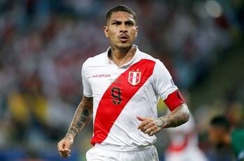 Sorpresa: histórico goleador del fútbol sudamericano vuelve a su selección para las Eliminatorias