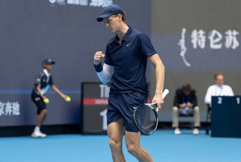 El italiano derrotó este miércoles al estadounidense Learner Tien en dos rápidos sets. Ahora, se prepara para el Masters 1000 de Shangai. Foto: EFE