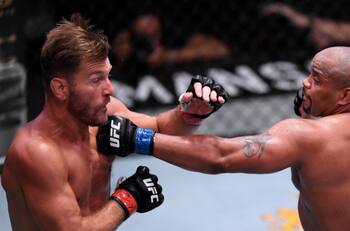 UFC 252: Revive los mejores momentos de la victoria de Miocic sobre Cormier